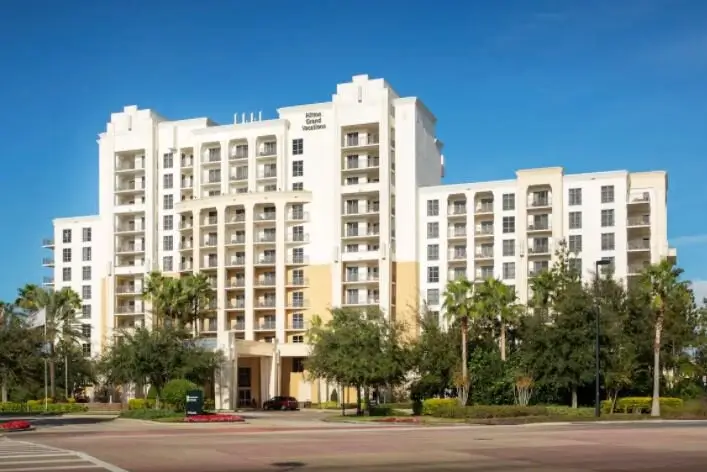Top 10+Best Hilton Hotels in Florida for 2024 8 Hilton Grand Vacations Club Las Palmeras Orlando