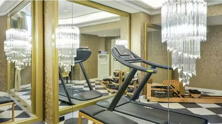 Best Hilton in Paris Flyertalk For 2024 31 maison astor paris curio collection by hilton 5